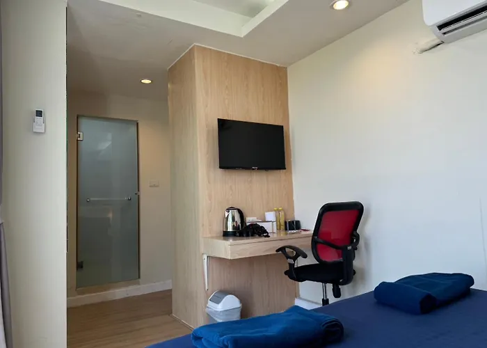 Gp House Express Sukhumvit 81 3*