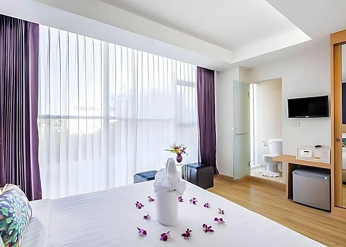 Gp House Express Sukhumvit 81 Hotel 3*