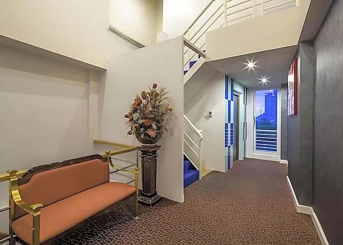 Gp House Express Sukhumvit 81 Hotel 3*